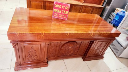 Bàn làm việc nguyên khối 2m